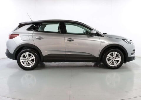 Vauxhall Grandland X 1.2 Grandland X SE T S/S 5dr 8