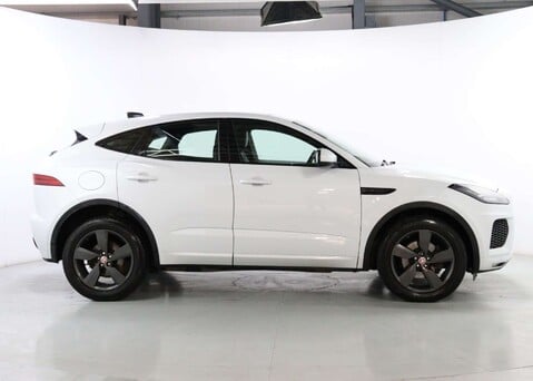 Jaguar E-Pace 2.0 E-Pace Chequered Flag D AWD Auto 4WD 5dr 8