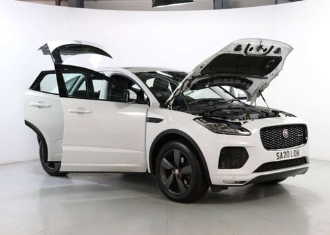 Jaguar E-Pace 2.0 E-Pace Chequered Flag D AWD Auto 4WD 5dr 39