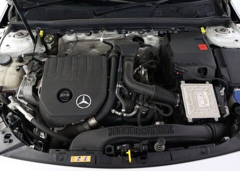 Mercedes-Benz CLA Class 1.3 CLA 200 AMG Line Auto 4dr 40