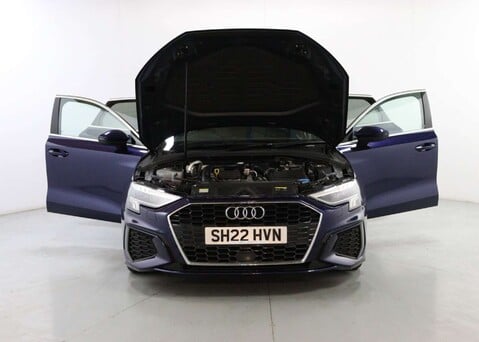 Audi A3 1.0 A3 Sportback 30 TFSI MHEV S Line Semi-Auto 5dr 39