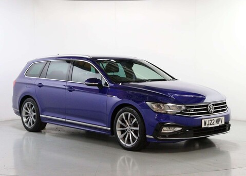 Volkswagen Passat 1.5 Passat R-Line TSi Evo Semi-Auto 5dr 1