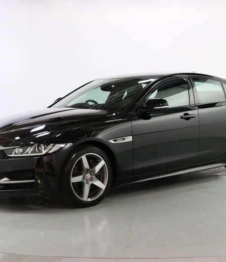 Jaguar XE 2.0 XE R-Sport Auto 4dr