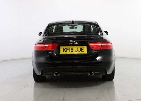 Jaguar XE 2.0 XE R-Sport Auto 4dr 6