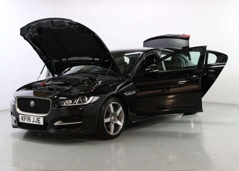 Jaguar XE 2.0 XE R-Sport Auto 4dr 41