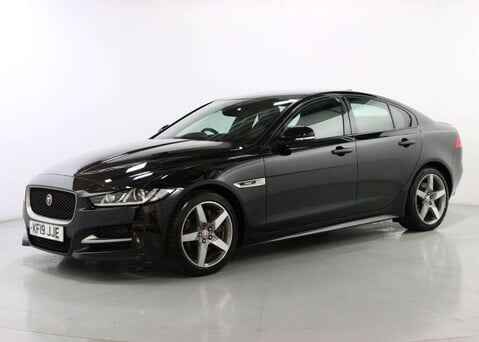 Jaguar XE 2.0 XE R-Sport Auto 4dr 3