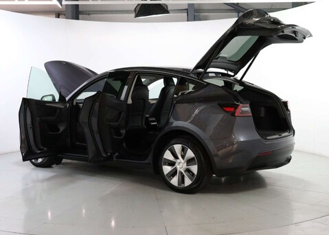 Tesla Model Y Model Y Long Range AWD 4WD 5dr 40