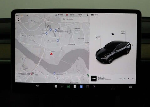 Tesla Model Y Model Y Long Range AWD 4WD 5dr 14