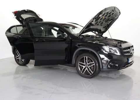 Mercedes-Benz GLA 1.6 GLA 180 Urban Edition 5dr 34