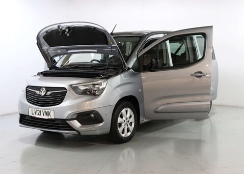 Vauxhall Combo Life 1.2 Combo Life SE S/S Auto 5dr 34