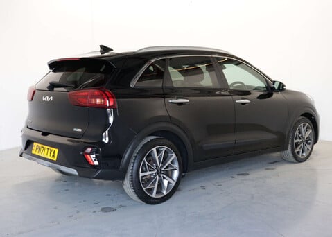 Kia Niro 1.6 Niro 3 HEV Semi-Auto 5dr 7