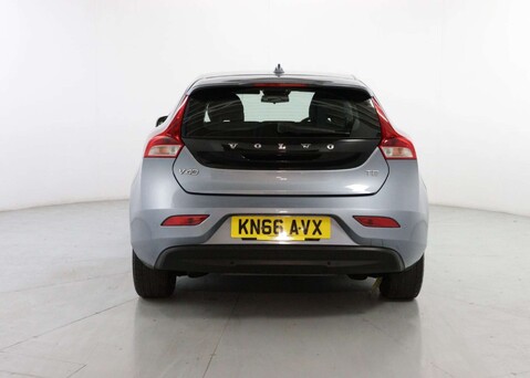 Volvo V40 1.5 V40 Momentum T2 Auto 5dr 6