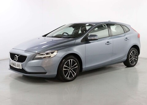 Volvo V40 1.5 V40 Momentum T2 Auto 5dr 3