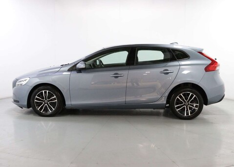 Volvo V40 1.5 V40 Momentum T2 Auto 5dr 4