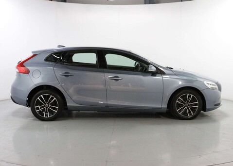 Volvo V40 1.5 V40 Momentum T2 Auto 5dr 8