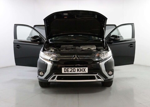 Mitsubishi Outlander 2.4 Outlander Design PHEV CVT 4WD 5dr 37