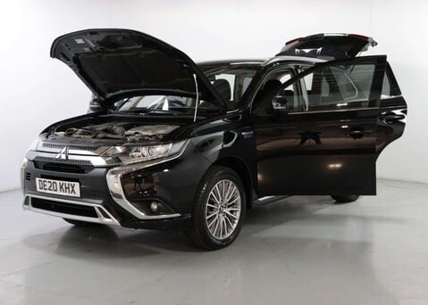 Mitsubishi Outlander 2.4 Outlander Design PHEV CVT 4WD 5dr 38