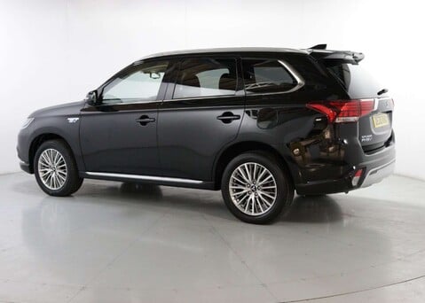 Mitsubishi Outlander 2.4 Outlander Design PHEV CVT 4WD 5dr 5