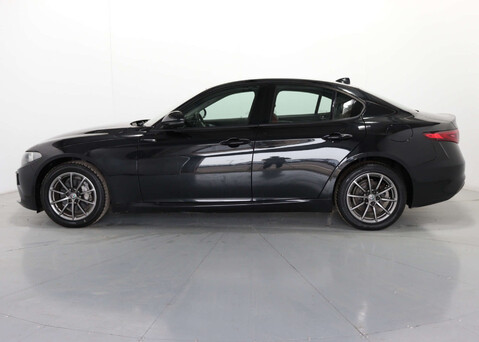 Alfa Romeo Giulia 2.1 Giulia Super TD Auto 4dr 4