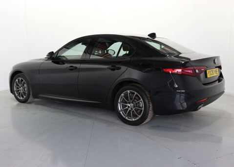 Alfa Romeo Giulia 2.1 Giulia Super TD Auto 4dr 5