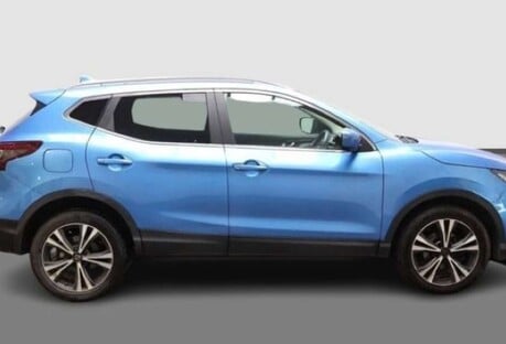 Nissan Qashqai 1.3 Qashqai N-Connecta DiG-T Semi-Auto 5dr