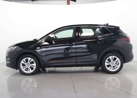 Vauxhall Grandland X 1.2 Grandland X Sport Nav T S/S Auto 5dr 4