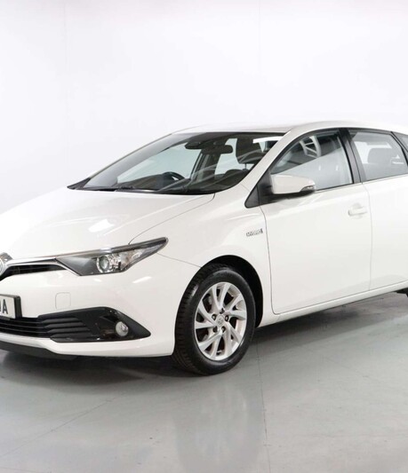 Toyota Auris 1.8 Auris Business Edition TSS Hybrid VVT-i CVT 5dr