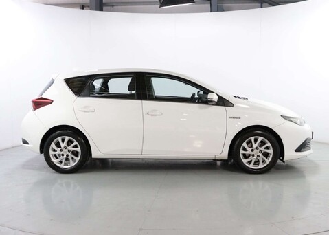 Toyota Auris 1.8 Auris Business Edition TSS Hybrid VVT-i CVT 5dr 8