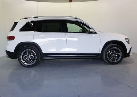 Mercedes-Benz GLB 1.3 GLB 200 AMG Line Auto 5dr 8