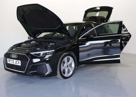 Audi A3 1.5 A3 Sportback 35 TFSI MHEV S Line Semi-Auto 5dr 11