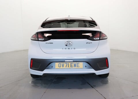 Hyundai IONIQ 1.6 IONIQ Premium SE PHEV Semi-Auto 5dr 6