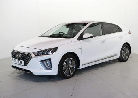 Hyundai IONIQ 1.6 IONIQ Premium SE PHEV Semi-Auto 5dr 3