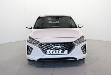 Hyundai IONIQ 1.6 IONIQ Premium SE PHEV Semi-Auto 5dr