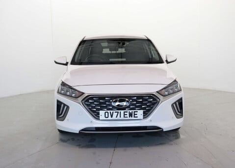 Hyundai IONIQ 1.6 IONIQ Premium SE PHEV Semi-Auto 5dr 2