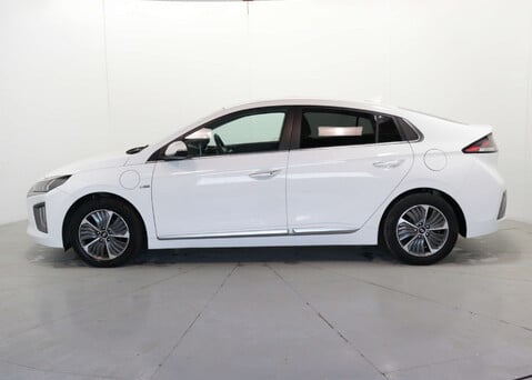 Hyundai IONIQ 1.6 IONIQ Premium SE PHEV Semi-Auto 5dr 4