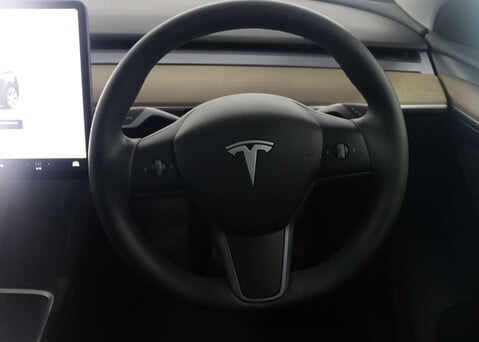 Tesla Model Y Model Y Long Range AWD 4WD 5dr 13