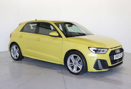 Audi A1 1.0 A1 Sportback 30 TFSI S Line Semi-Auto 5dr