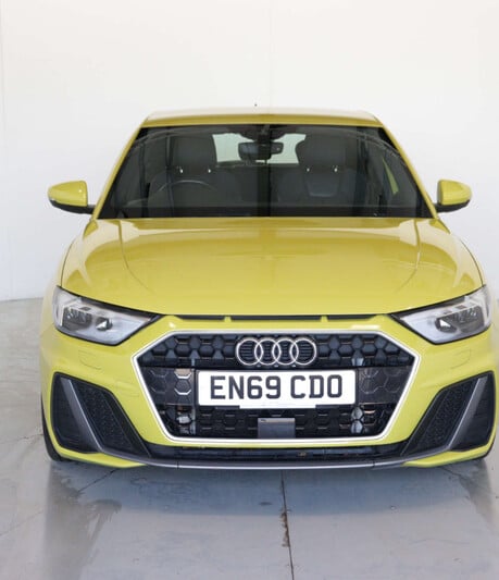 Audi A1 1.0 A1 Sportback 30 TFSI S Line Semi-Auto 5dr