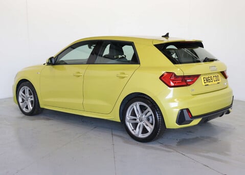 Audi A1 1.0 A1 Sportback 30 TFSI S Line Semi-Auto 5dr 5