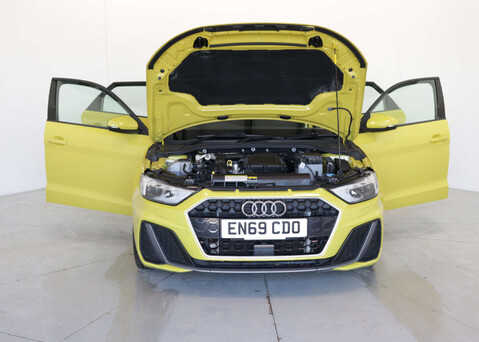 Audi A1 1.0 A1 Sportback 30 TFSI S Line Semi-Auto 5dr 34