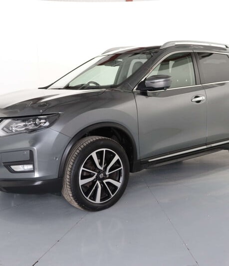 Nissan X-Trail 1.3 X-Trail Tekna DiG-T Semi-Auto 5dr