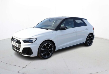 Audi A1 1.0 A1 Sportback 25 TFSI Black Edition Semi-Auto 5dr