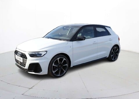 Audi A1 1.0 A1 Sportback 25 TFSI Black Edition Semi-Auto 5dr 3