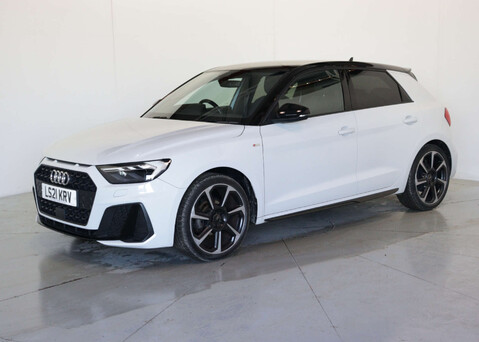 Audi A1 1.0 A1 Sportback 25 TFSI Black Edition Semi-Auto 5dr 3