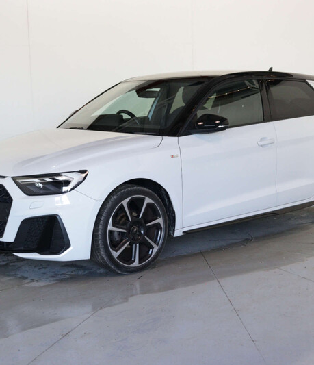 Audi A1 1.0 A1 Sportback 25 TFSI Black Edition Semi-Auto 5dr