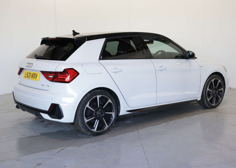 Audi A1 1.0 A1 Sportback 25 TFSI Black Edition Semi-Auto 5dr 7