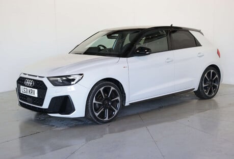 Audi A1 1.0 A1 Sportback 25 TFSI Black Edition Semi-Auto 5dr