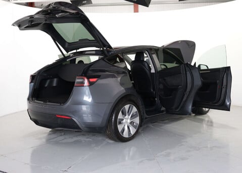 Tesla Model Y Model Y RWD 5dr 42