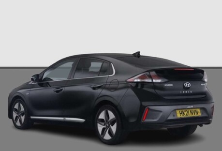 Hyundai IONIQ 1.6 IONIQ Premium SE FHEV Semi-Auto 5dr