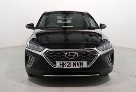 Hyundai IONIQ 1.6 IONIQ Premium SE FHEV Semi-Auto 5dr